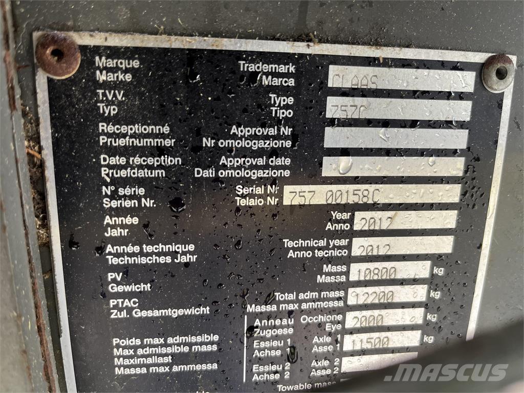 CLAAS 3300 Prasy kostkujące