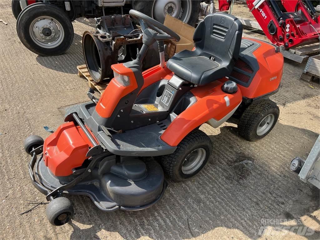 Husqvarna R216 Kosiarki