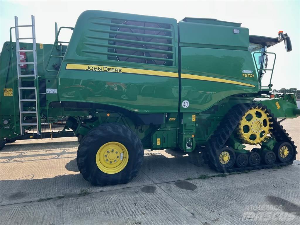 John Deere T670I Kombajny zbożowe