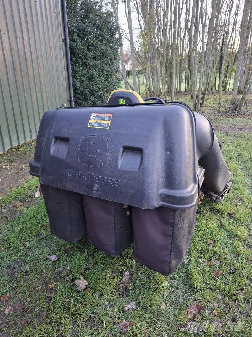 John Deere X750 Kosiarki