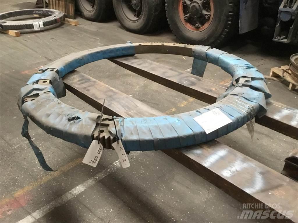  CT 2 slew ring Części do dźwigów oraz wyposażenie