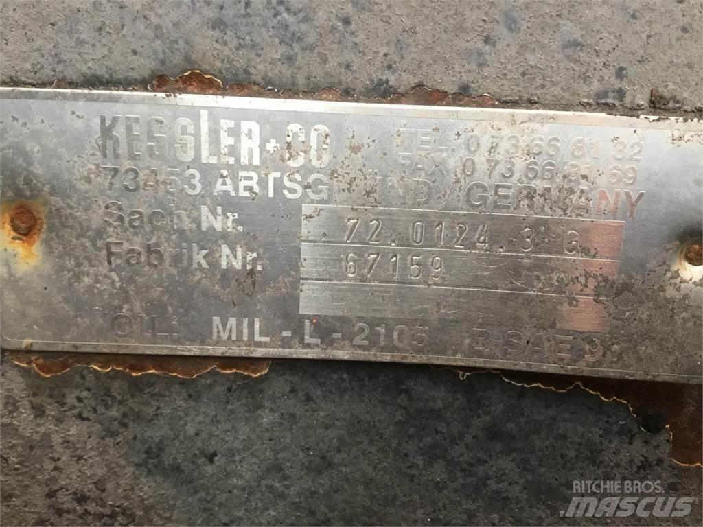 Faun ATF 60-4 axle 3 Mosty, wały i osie