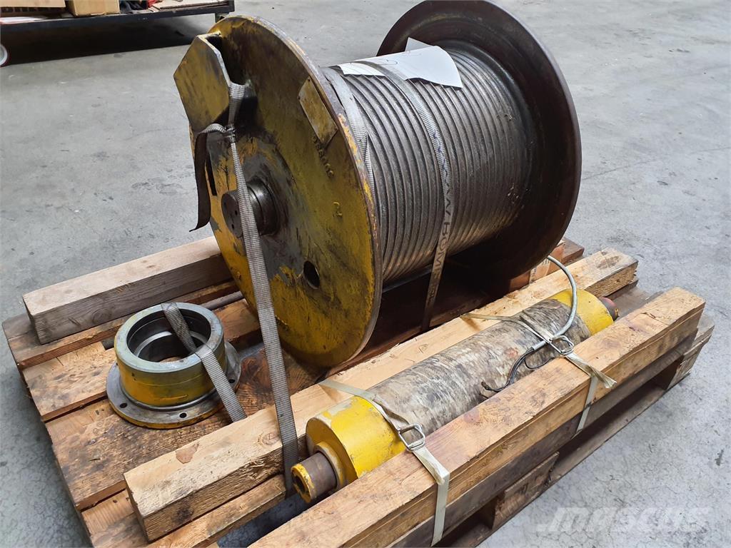 Grove GMK 3050 winch Części do dźwigów oraz wyposażenie