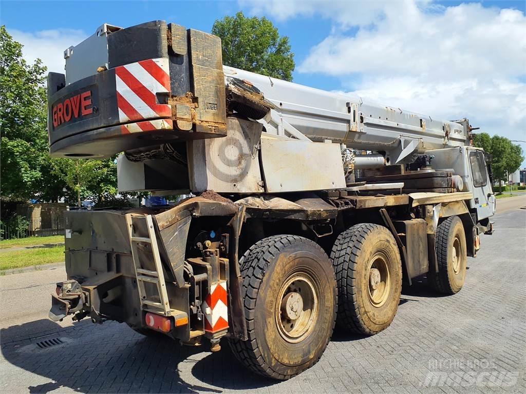 Grove GMK 3055 Żurawie szosowo-terenowe