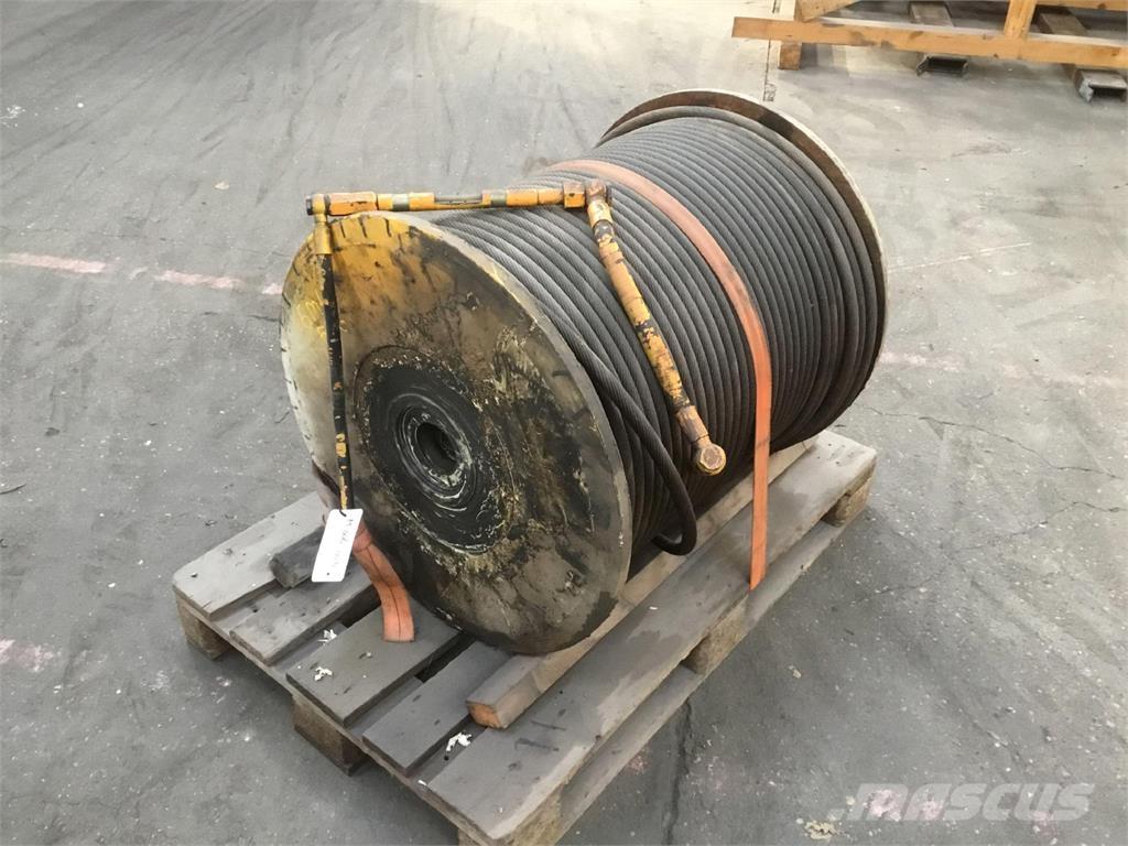 Grove GMK 5200 winch Części do dźwigów oraz wyposażenie