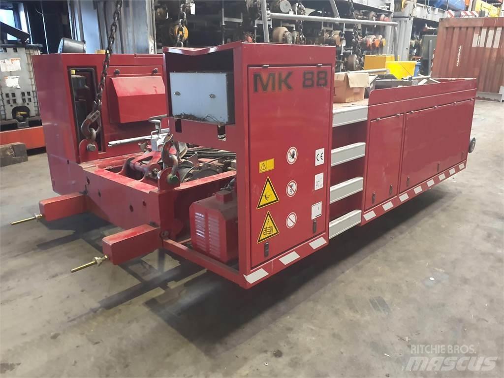 Liebherr MK 88 upper Części do dźwigów oraz wyposażenie