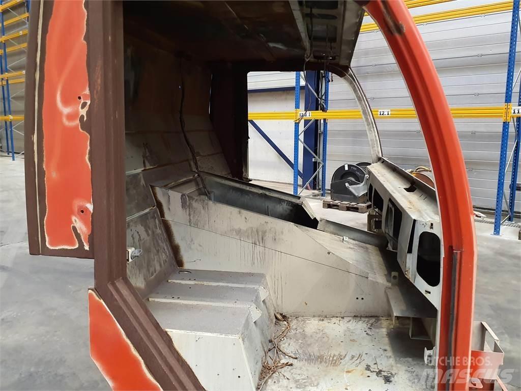 PPM ATT lower cabin Kabiny i wnętrze