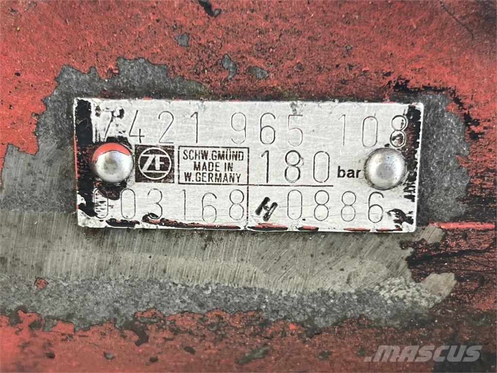  Steering box 180bar Części do dźwigów oraz wyposażenie