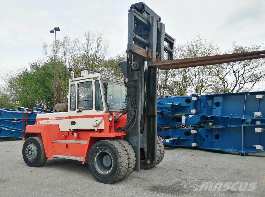 Svetruck 13,6-120-32 Wózki Diesla