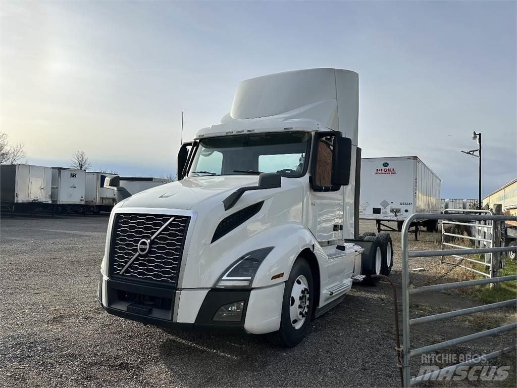 Volvo VNL300 Ciągniki siodłowe