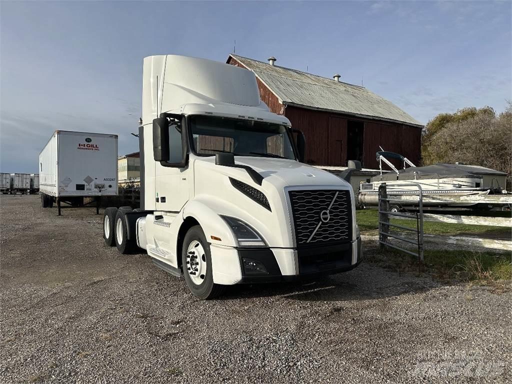 Volvo VNL300 Ciągniki siodłowe