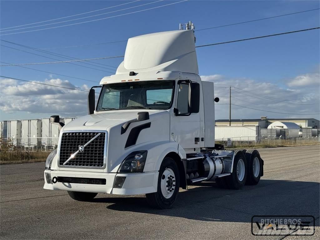 Volvo VNL300 Ciągniki siodłowe