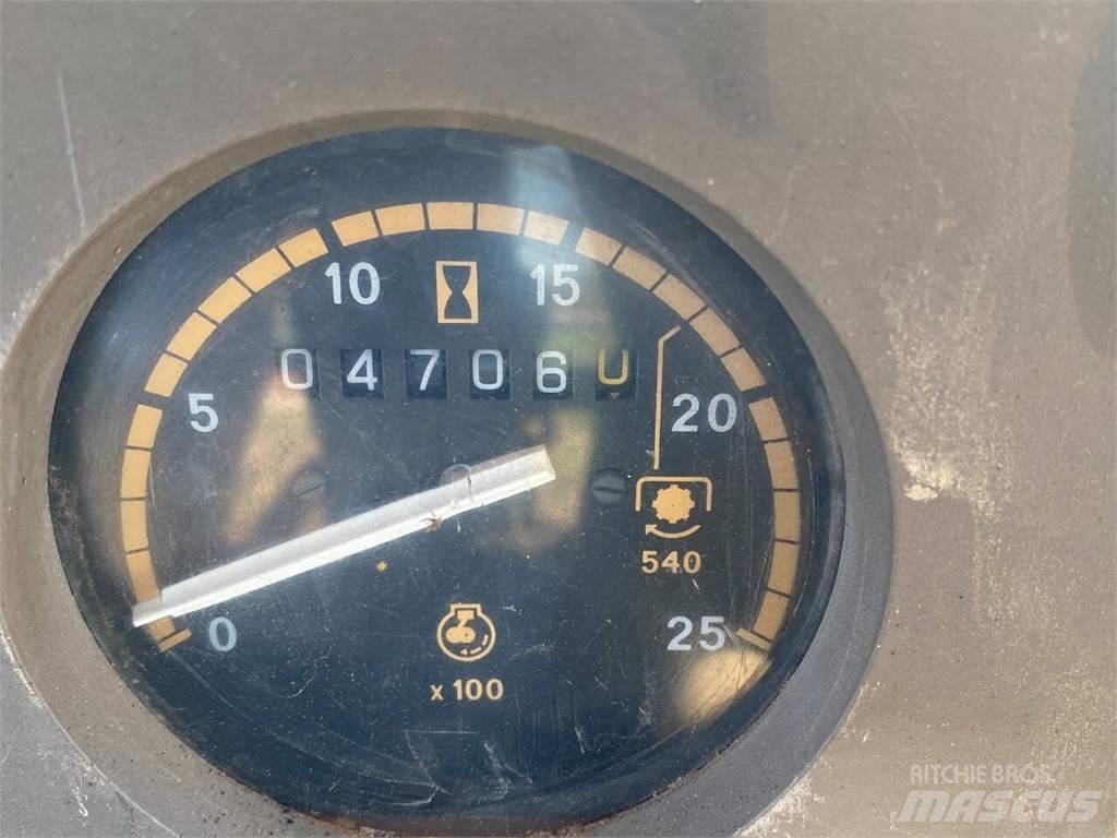 Ford 575D Maszyny budowlane - Inne