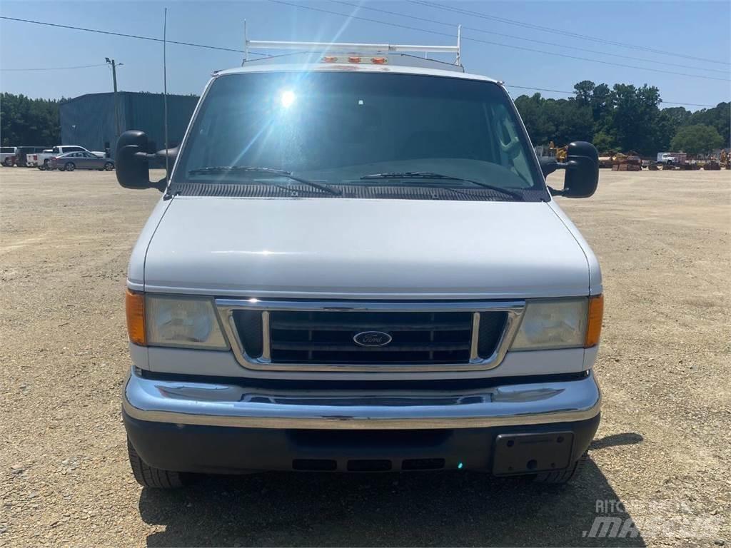 Ford E-Series Maszyny budowlane - Inne
