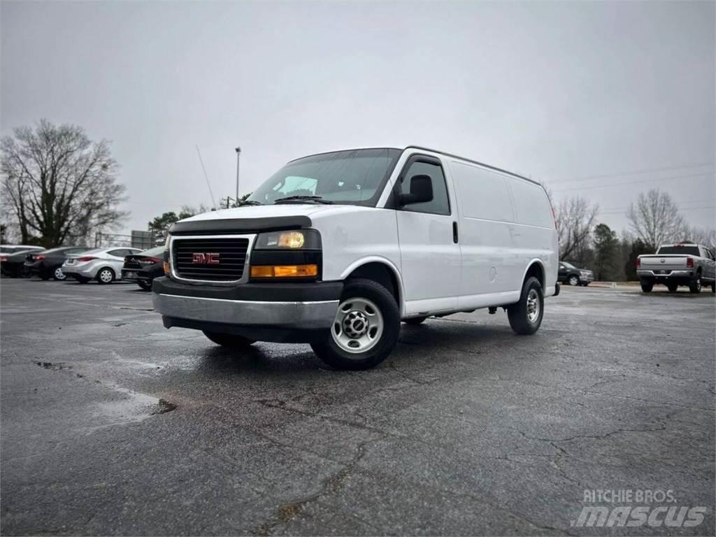 GMC Savana Maszyny budowlane - Inne