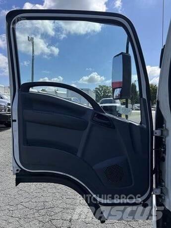 Isuzu NRR Maszyny budowlane - Inne