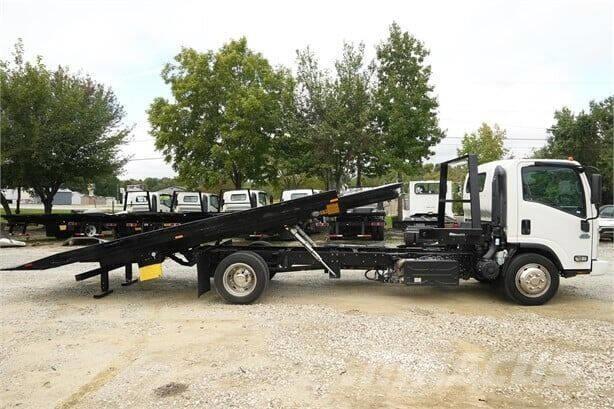 Isuzu NRR Samochody ratownicze pomocy drogowej