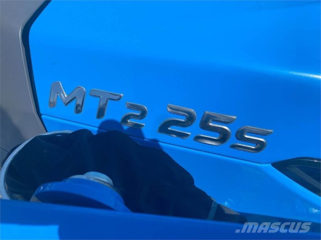 LS MT225S Maszyny budowlane - Inne