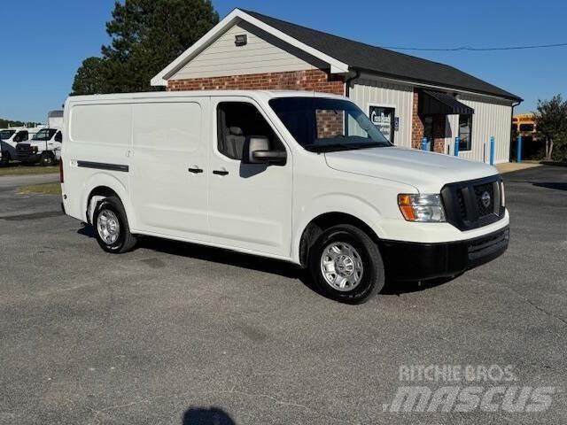 Nissan NV Maszyny budowlane - Inne