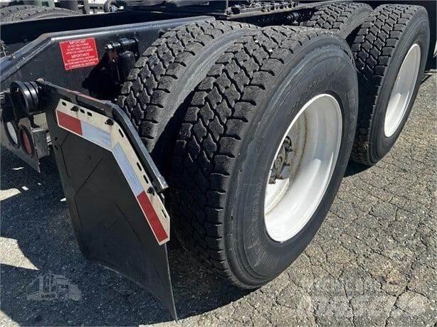 Volvo VNL Maszyny budowlane - Inne