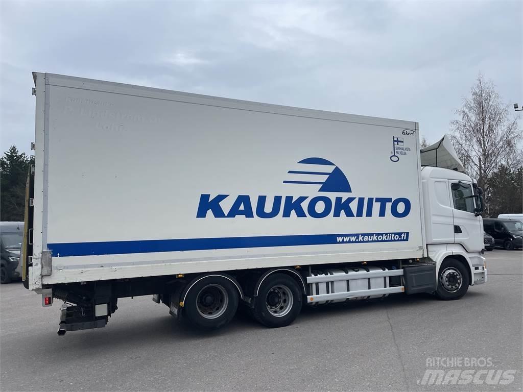 Scania R520 Samochody ciężarowe ze skrzynią zamkniętą