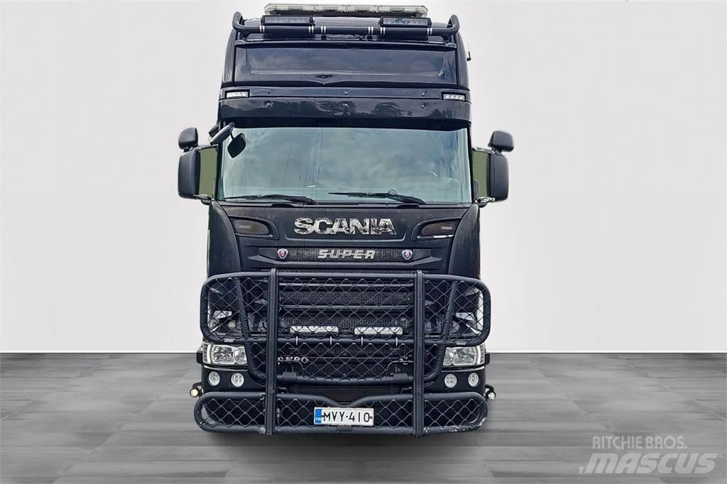 Scania R580 Samochody ciężarowe ze skrzynią zamkniętą