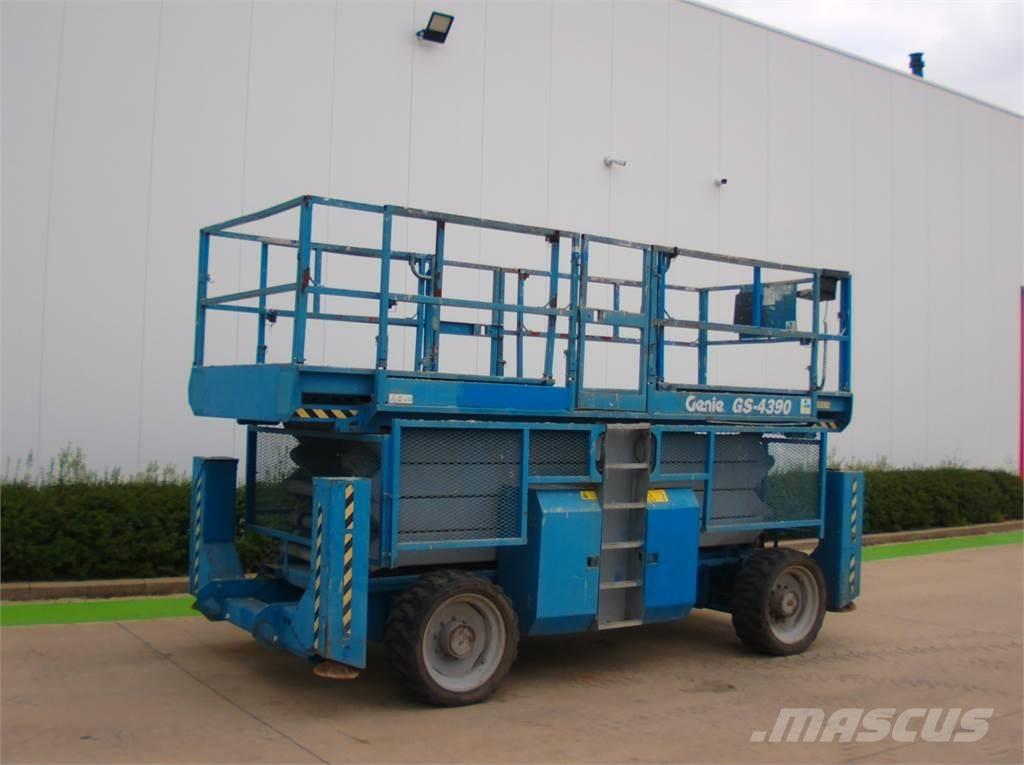 Genie GS4390RT Podnośniki nożycowe