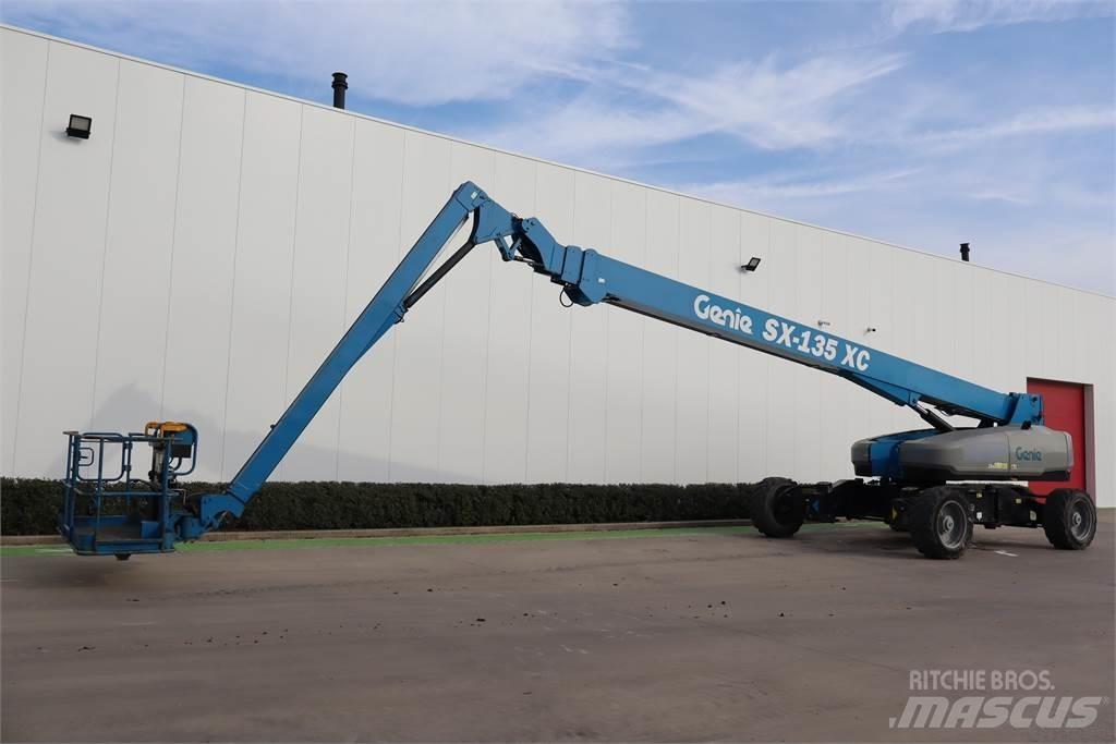 Genie SX135XC Podnośniki teleskopowe