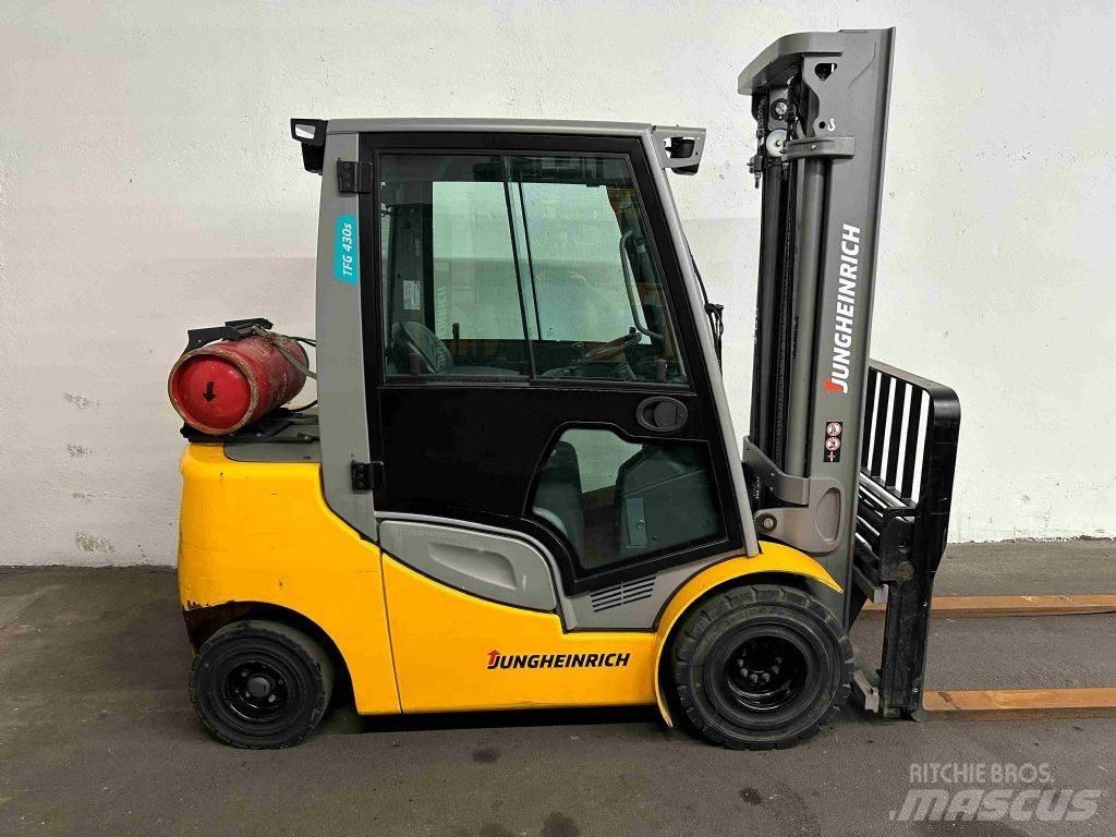 Jungheinrich TFG 430s Wózki LPG