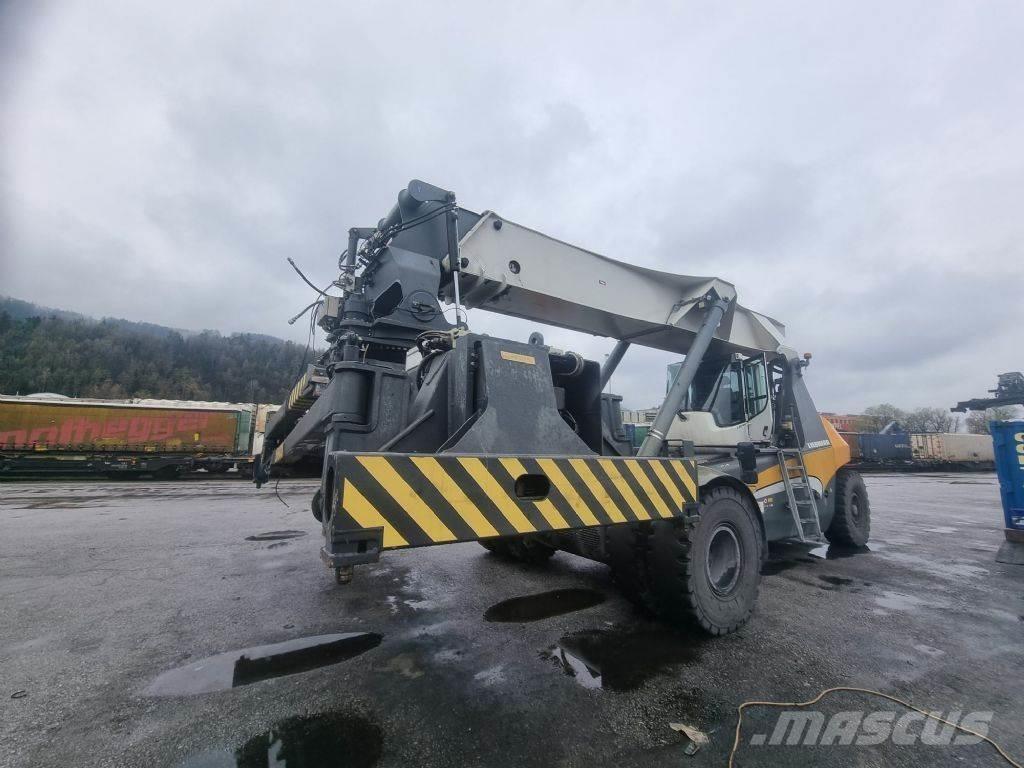 Liebherr LRS 545 Wózki typu Reachstacker