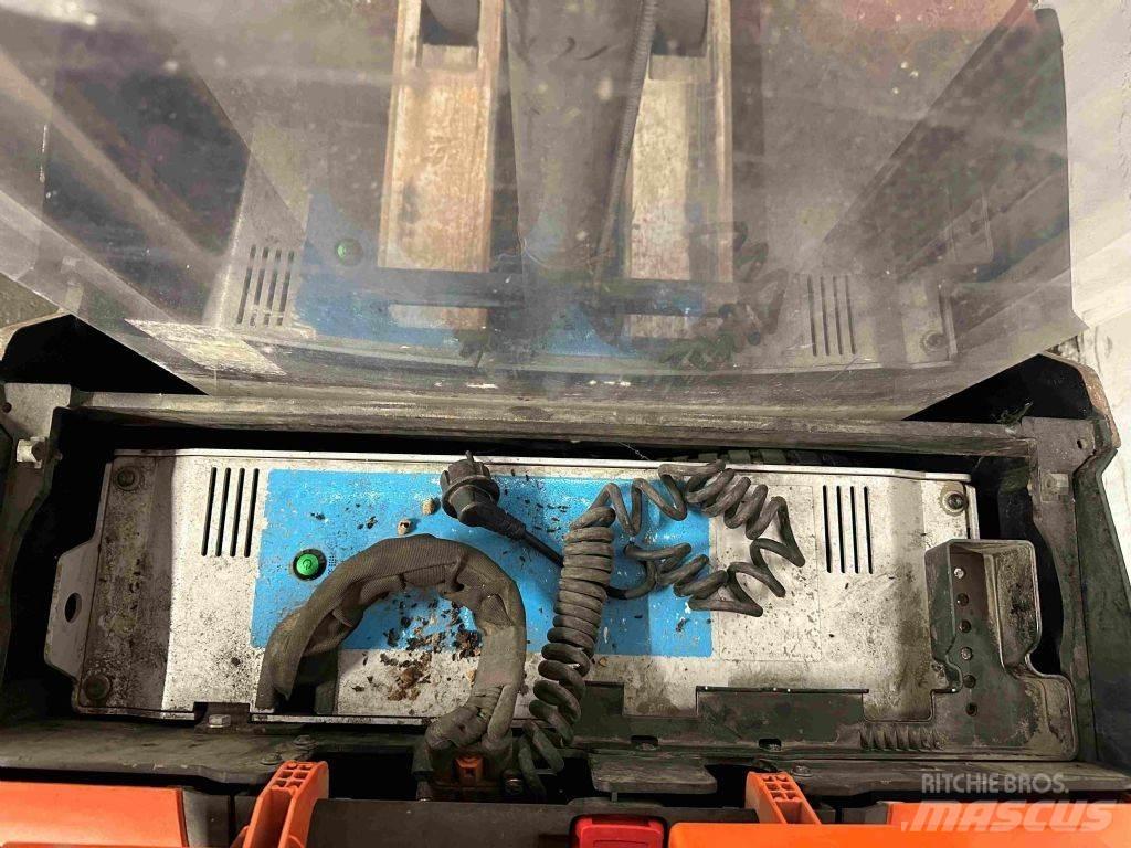 Toyota SWE 120 Wózki widłowe unoszące z dyszlem