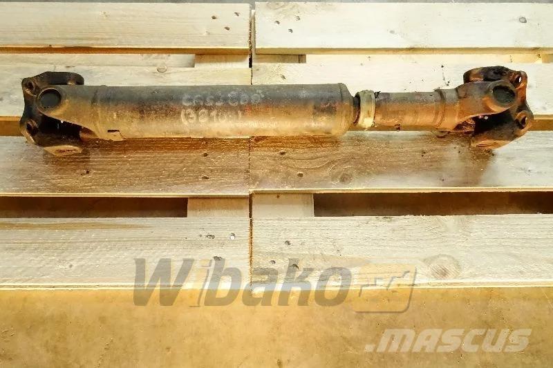 CASE 688 Mosty, wały i osie