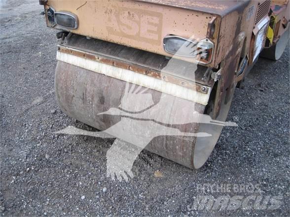 CASE W252 Walce jednobębnowe