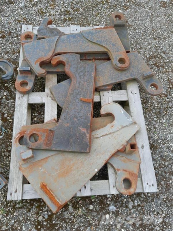  - - - Beslag Akcesoria do kombajnów zbożowych