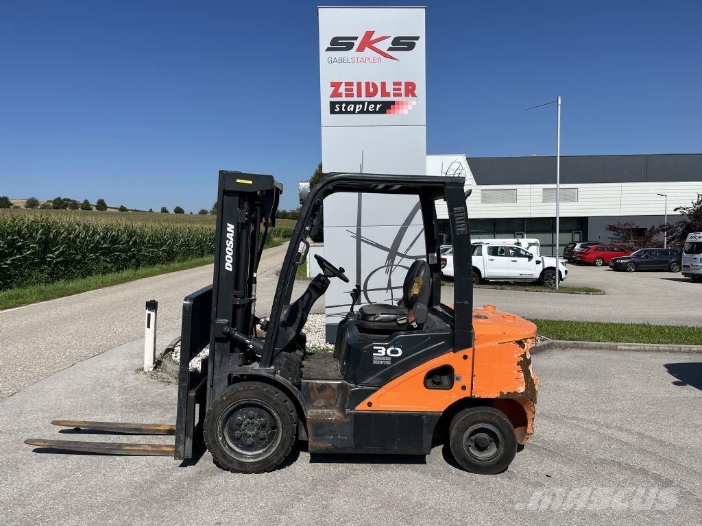Doosan D30S-7 Wózki Diesla