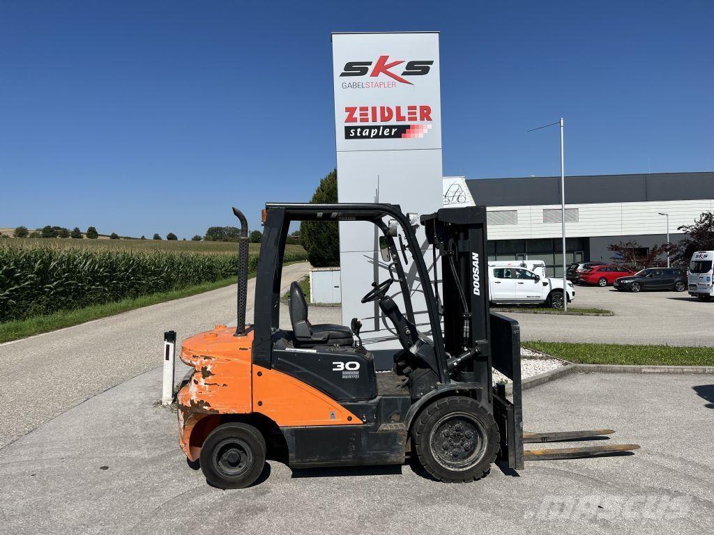 Doosan D30S-7 Wózki Diesla