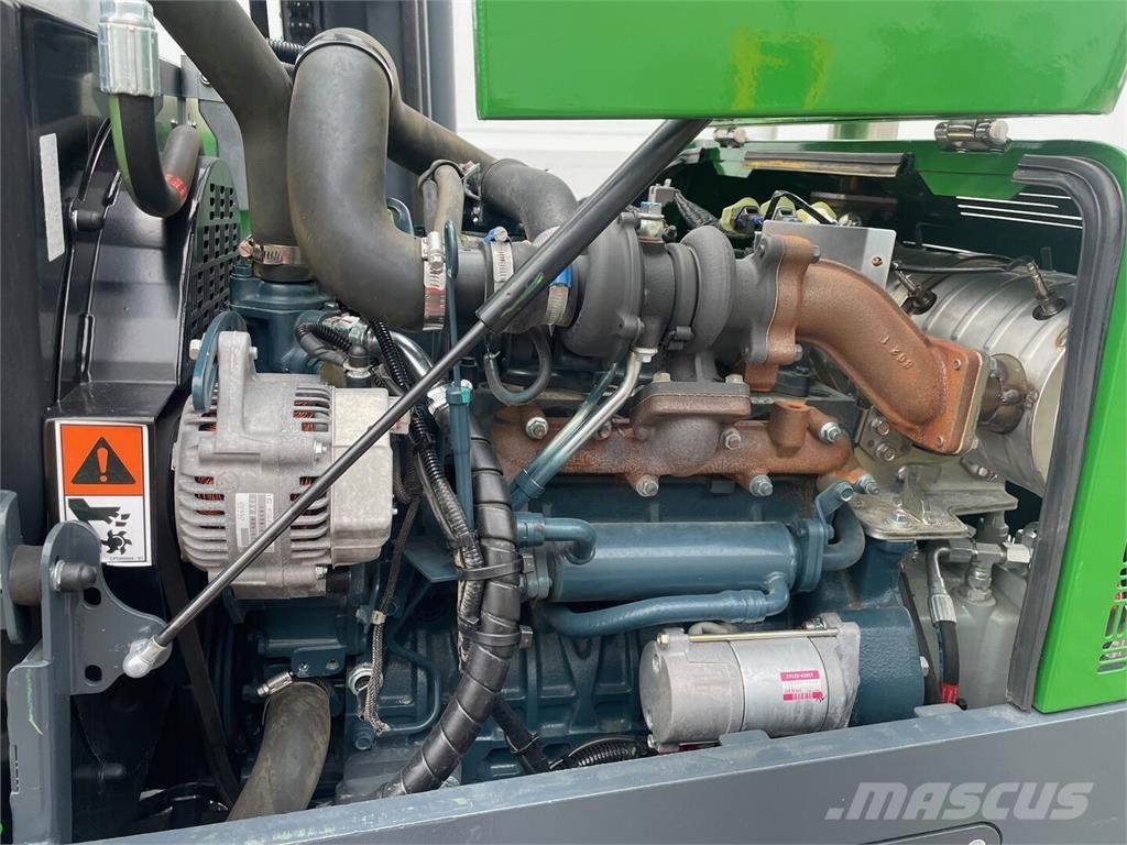 Combilift C4000 Wózki widłowe boczne