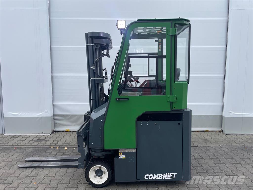 Combilift CBE 2500 Wózki widłowe boczne
