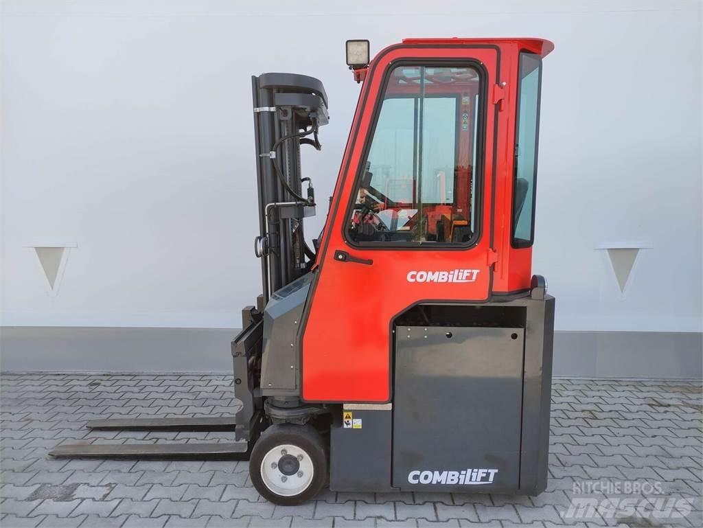 Combilift CBE3000 Wózki Diesla