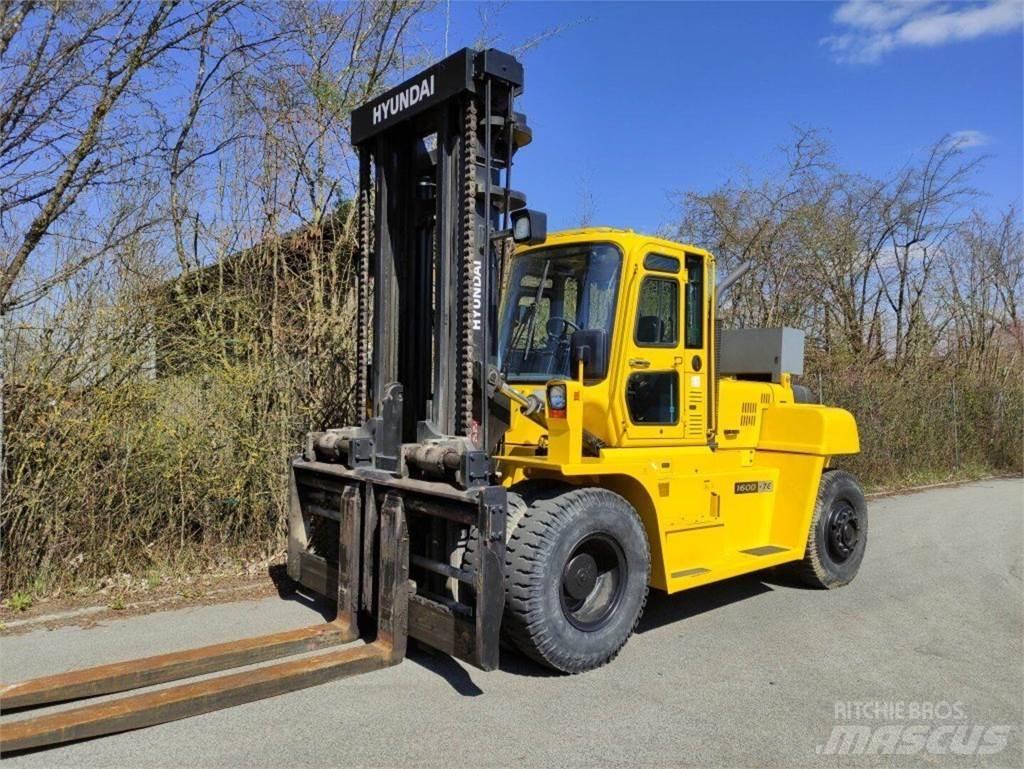 Hyundai 160D-7E Wózki Diesla