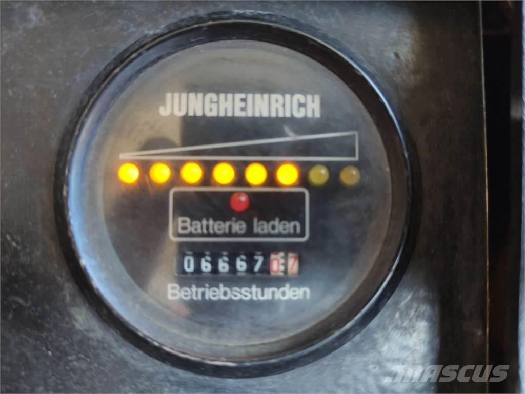 Jungheinrich EJC A 12.5 Wózki widłowe unoszące z dyszlem