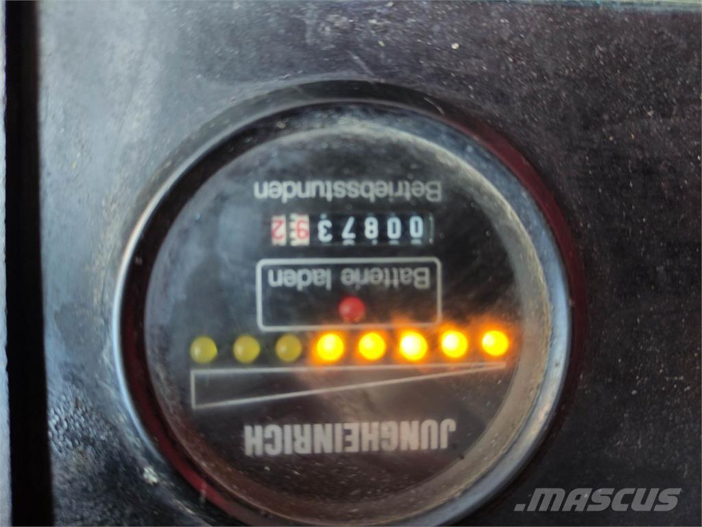 Jungheinrich EJC A12.5 G Wózki widłowe unoszące z dyszlem