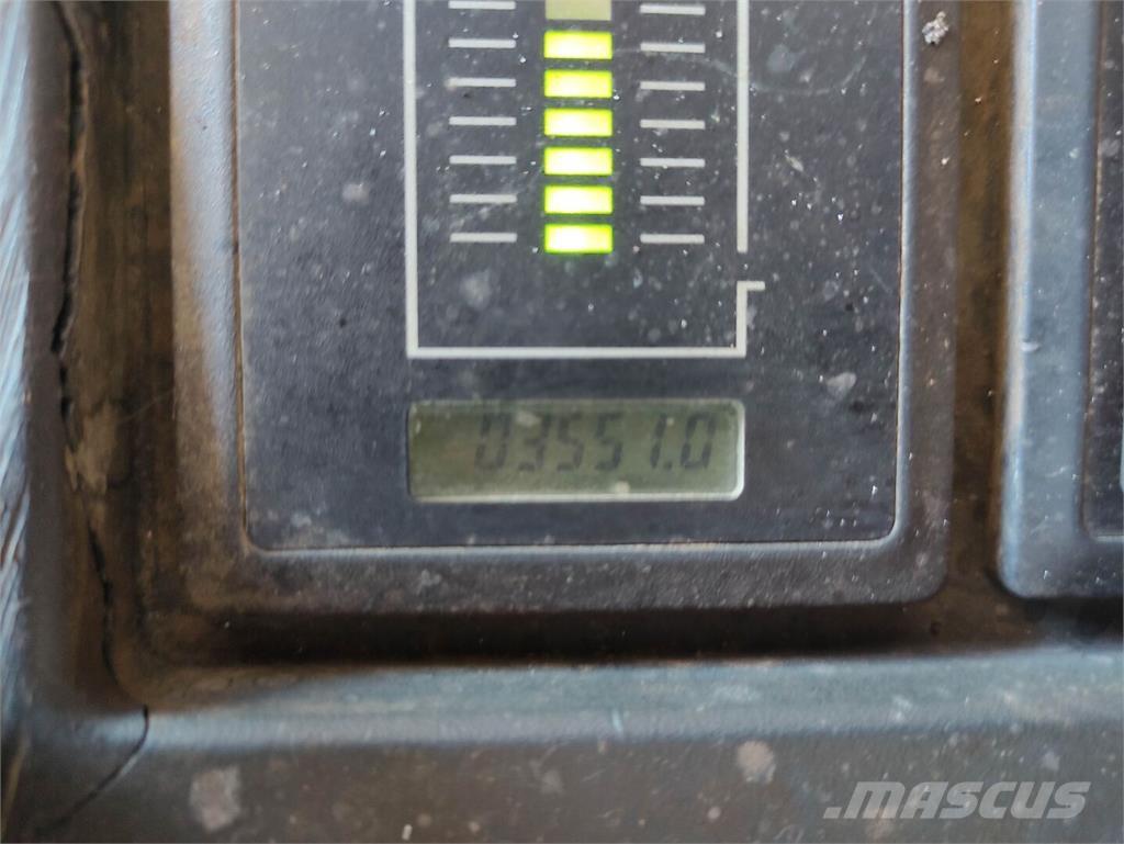 Jungheinrich ERE 120 Wózki widłowe unoszące