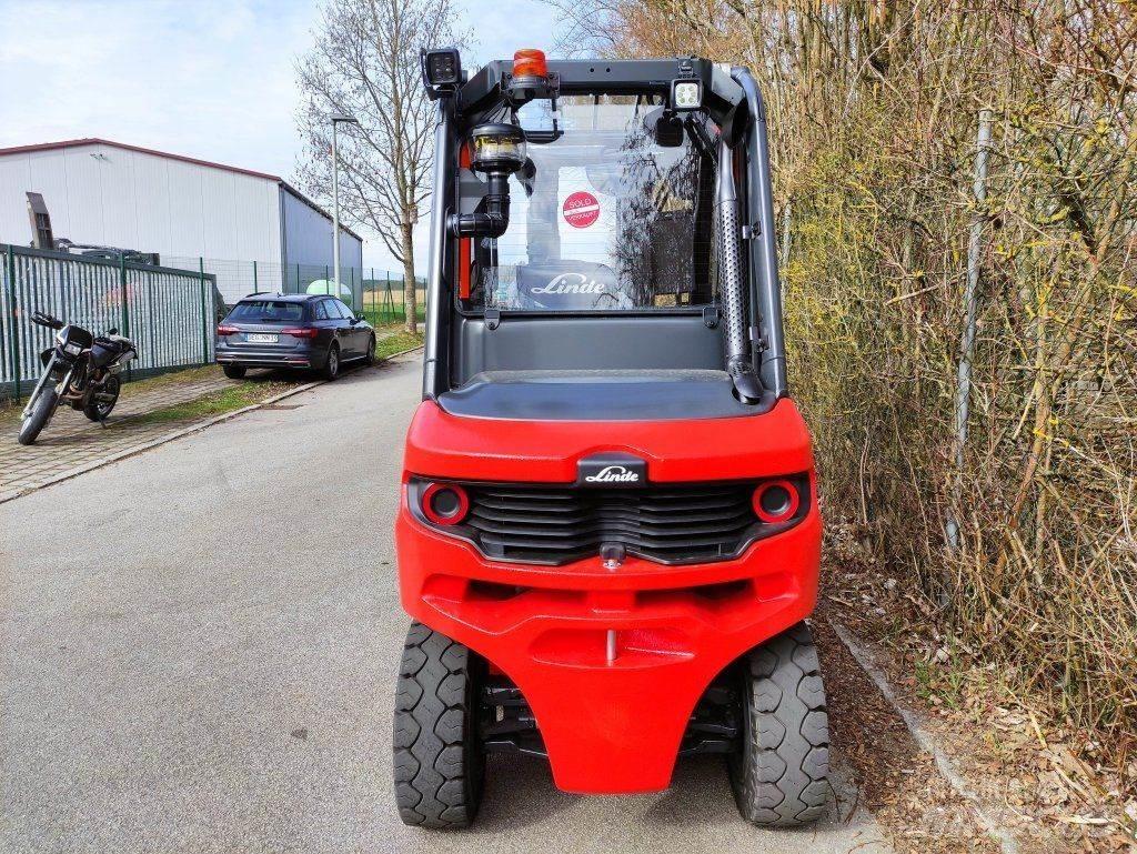 Linde H30D-01-1202 Wózki Diesla