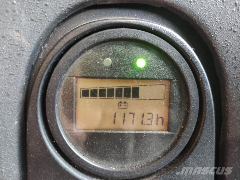 Linde L12 i Wózki widłowe unoszące z dyszlem