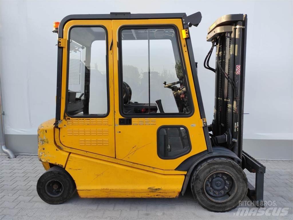 Om-Pimespo XE40 Wózki elektryczne
