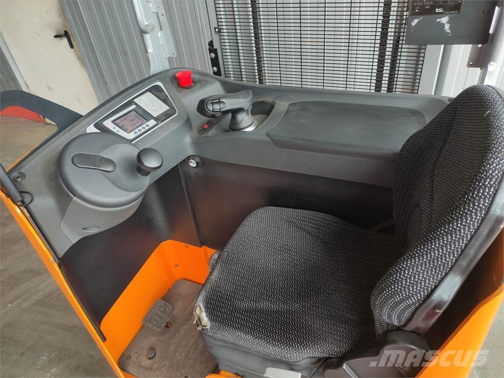 Still FXV 14 Wózki widłowe unoszące z dyszlem