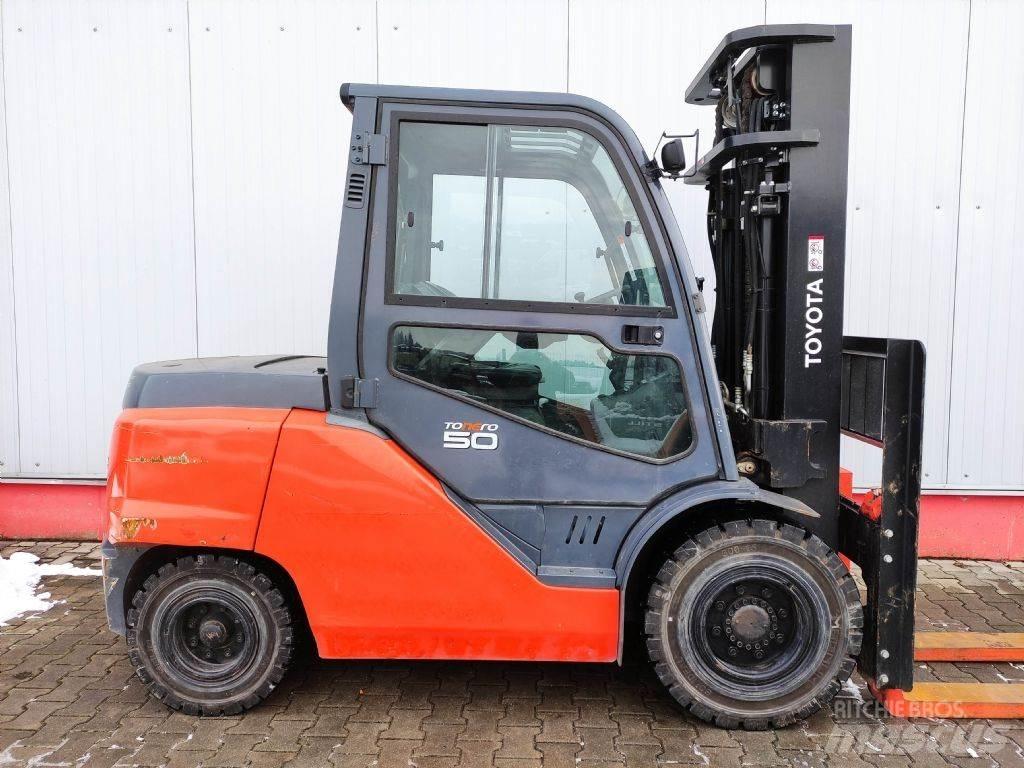 Toyota 40-8FD50N Wózki Diesla