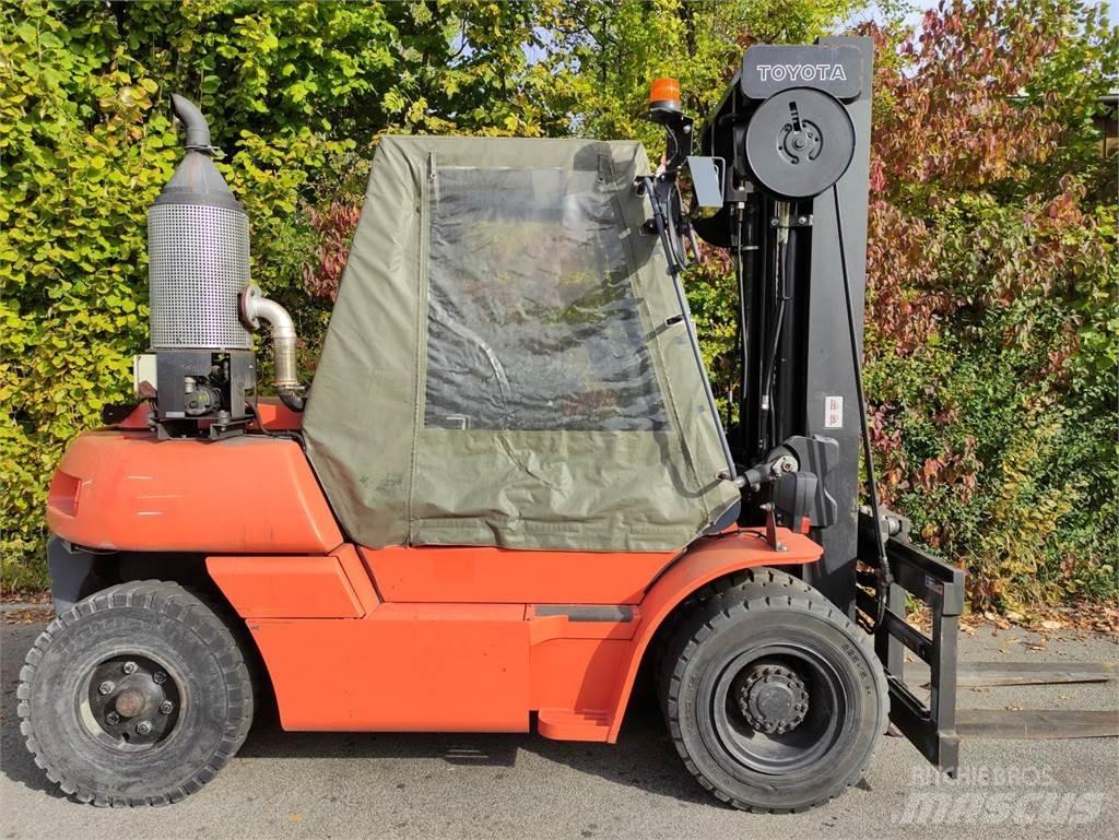 Toyota 50-5FD60 Wózki Diesla