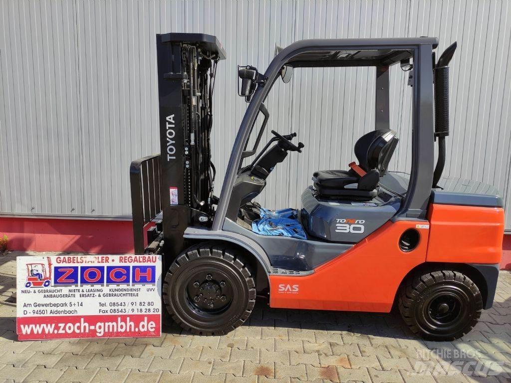 Toyota 52-8FDF30 Wózki Diesla